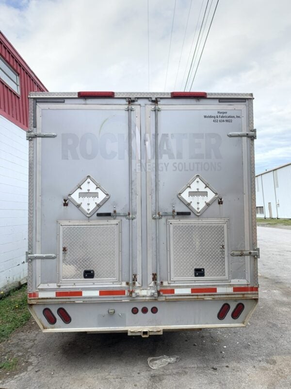 2015 Tiger Trailers Inc. Gooseneck Enclosed Trailer CCR15392 - Image 11