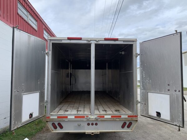 2015 Tiger Trailers Inc. Gooseneck Enclosed Trailer CCR15392 - Image 12