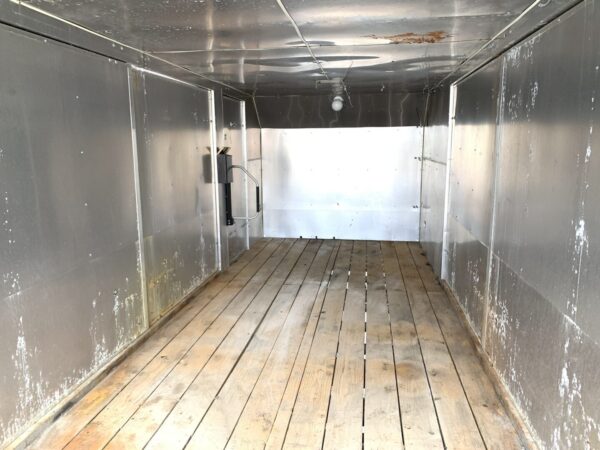 2015 Tiger Trailers Inc. Gooseneck Enclosed Trailer CCR15392 - Image 16