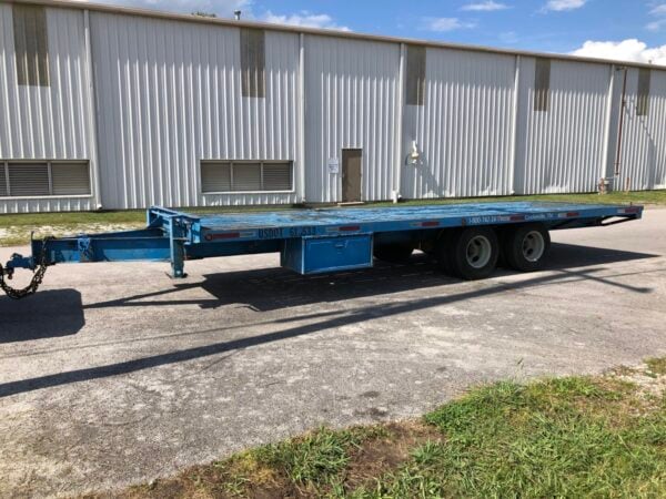 30ft Pull Behind Trailer CCR16884