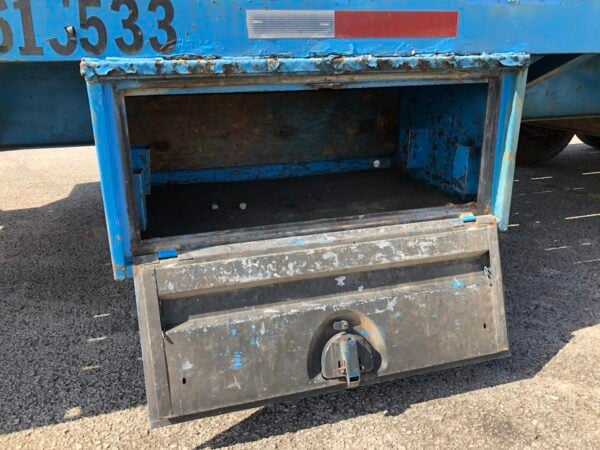 30ft Pull Behind Trailer CCR16884 - Image 12