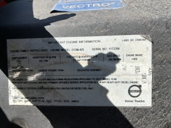 2018 Volvo VNL300 Diesel Tandem Axle Semi MS00393 - Image 17