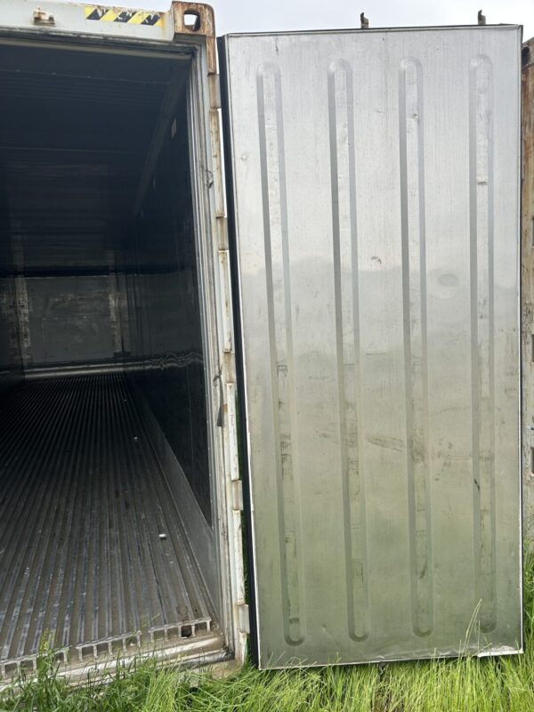 2009 40' High Cube Refrigerated Storage Container CCR18752 - Image 16