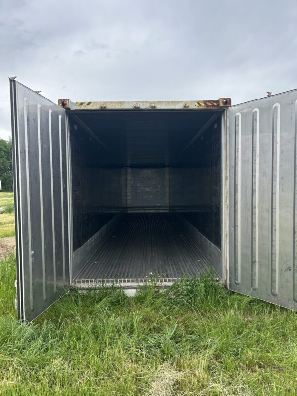 2009 40′ High Cube Refrigerated Storage Container CCR18754 - Image 14
