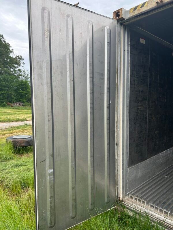 2009 40′ High Cube Refrigerated Storage Container CCR18754 - Image 15