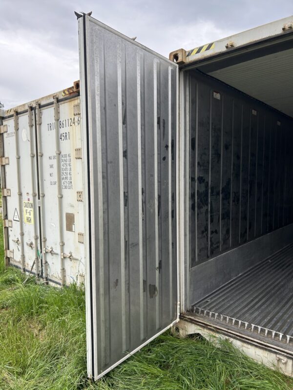 2009 40′ High Cube Refrigerated Storage Container CCR18755 - Image 15