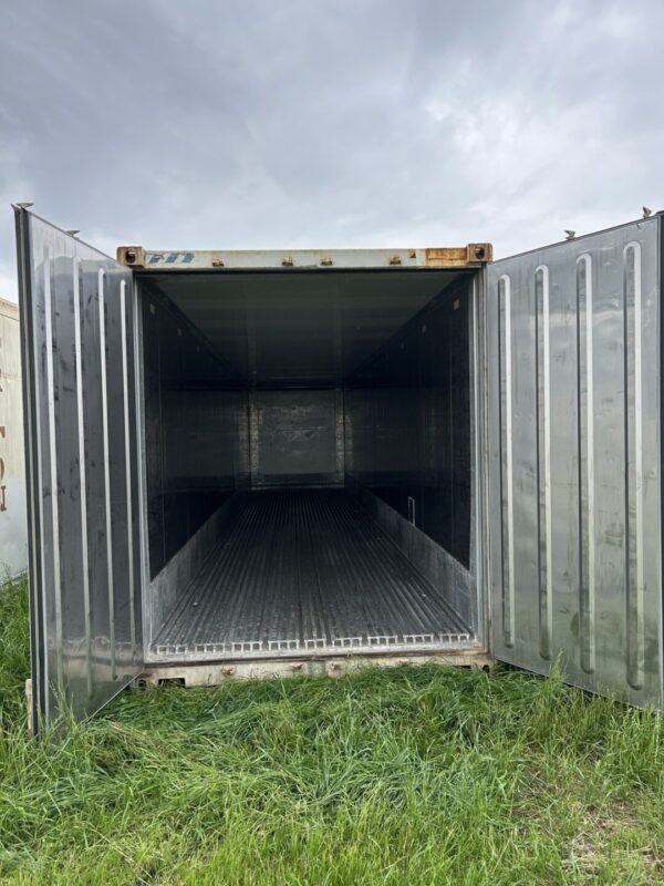 2009 40′ High Cube Refrigerated Storage Container CCR18756 - Image 14