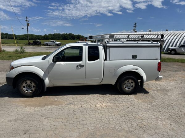 2017 Nissan Frontier Extended Cab Truck w/Topper and Ladder Rack MS00412