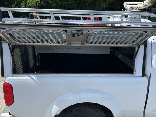 2017 Nissan Frontier Extended Cab Truck w/Topper and Ladder Rack MS00412 - Image 5