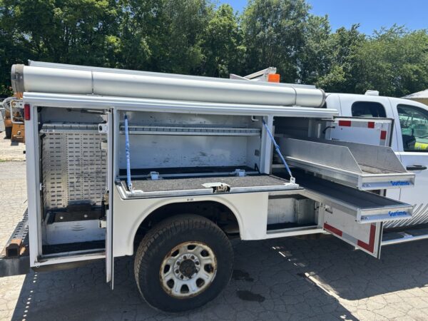 2013 Chevrolet Silverado 3500HD Extended Cab Enclosed Bed Service Truck MS00411 - Image 5