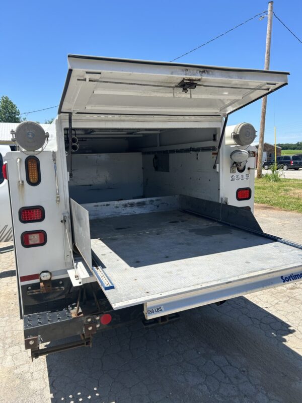 2013 Chevrolet Silverado 3500HD Extended Cab Enclosed Bed Service Truck MS00411 - Image 11