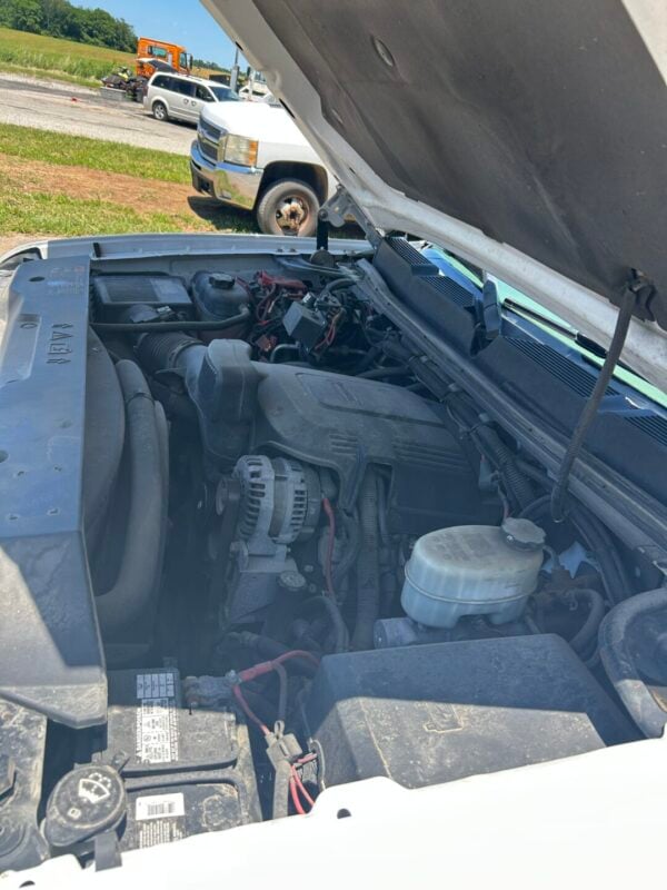 2013 Chevrolet Silverado 3500HD Extended Cab Enclosed Bed Service Truck MS00411 - Image 17
