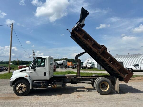 2004 International 4400 Diesel Dump Truck w/Opening Bed Side Panels MS00420
