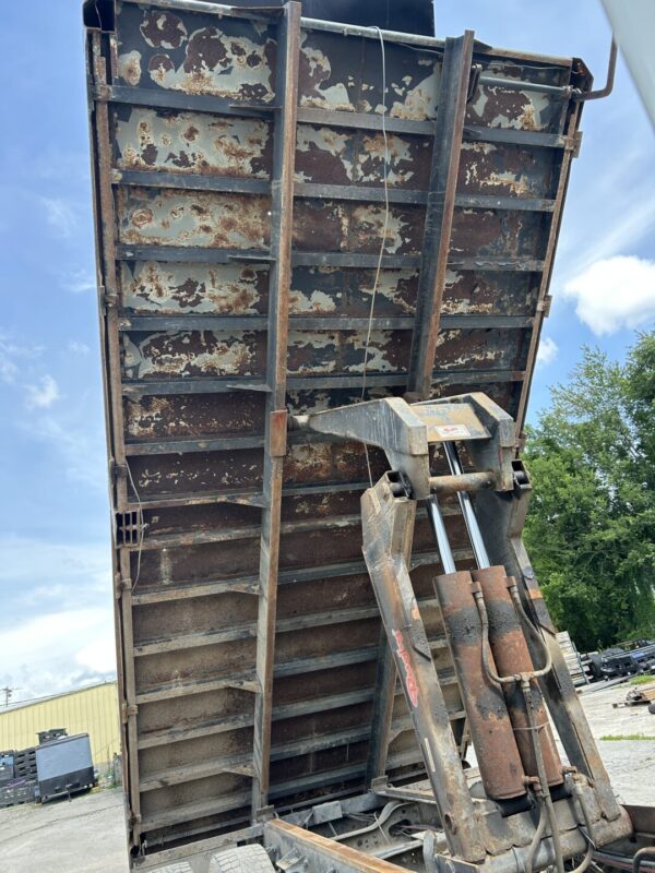 2004 International 4400 Diesel Dump Truck w/Opening Bed Side Panels MS00420 - Image 4
