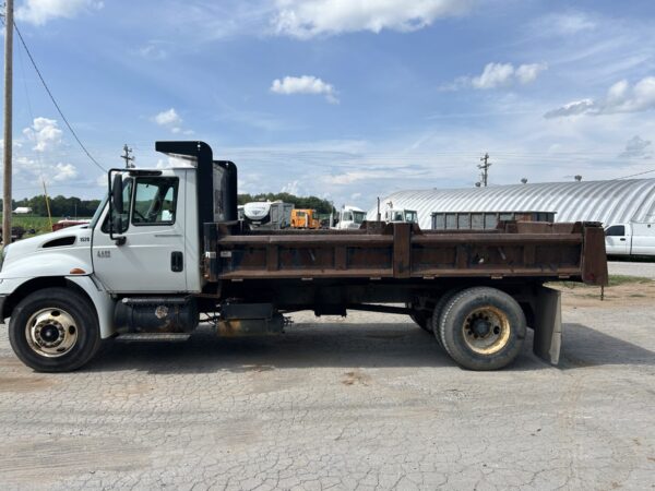 2004 International 4400 Diesel Dump Truck w/Opening Bed Side Panels MS00420 - Image 11