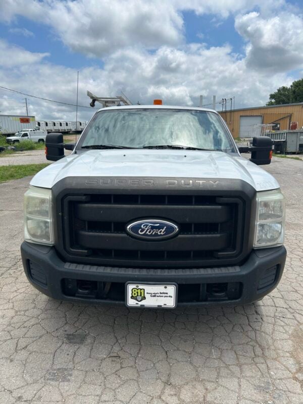 2011 Ford F250 Extended Cab 4x2 Utility Truck MS00424 - Image 2
