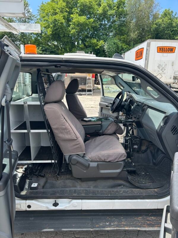 2011 Ford F250 Extended Cab 4x2 Utility Truck MS00424 - Image 9