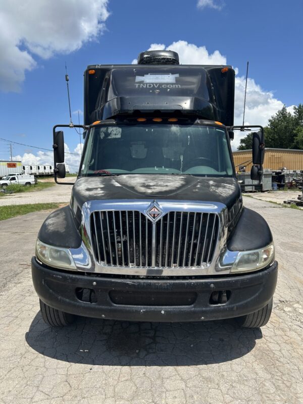 2002 International 4300 SBA 4x2 Broadcasting TV Truck MS00427 - Image 2