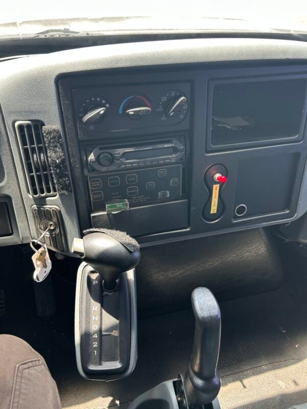 2002 International 4300 SBA 4x2 Broadcasting TV Truck MS00427 - Image 18