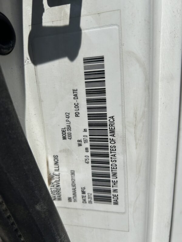 2013 International Durastar 4300 7.6L Diesel Enclosed Service Truck w/underbody Air Comp & Generator MS00425 - Image 25
