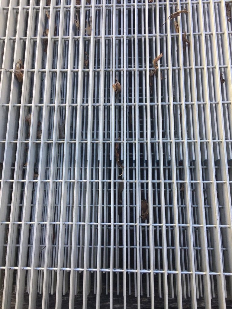 Aluminum Bar Grating 20’L x 36″ W x 1.5″ H Qty. 4 CCR Industrial Sales